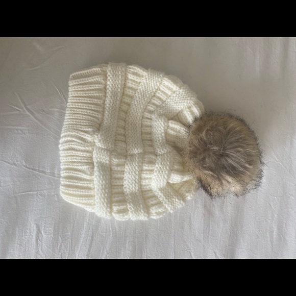 Women’s White CC Hat with Pom - Picture 2 of 4